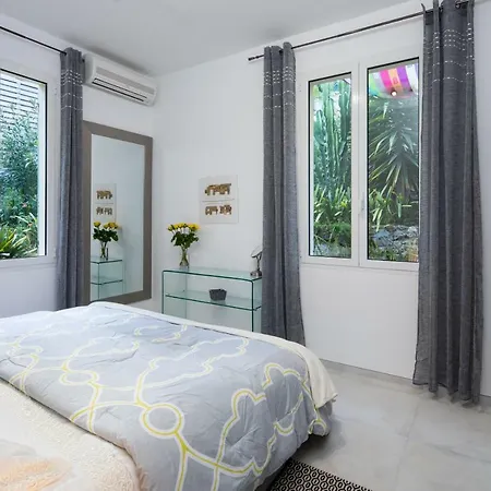 Vila Luxury Blue Orchid 5bd 5 Bath And