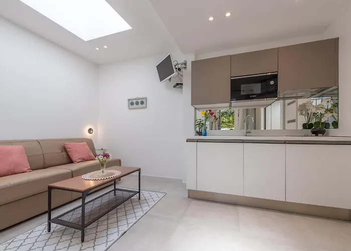 וילה Panorama אזה